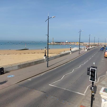 Inviting 1-Bed Apartment In Herne Bay Exteriör bild