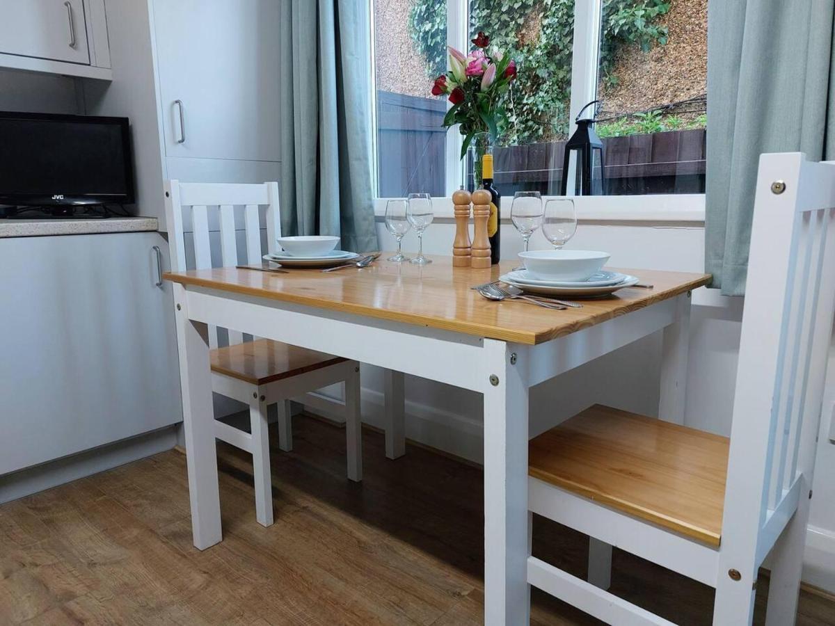 Inviting 1-Bed Apartment In Herne Bay Exteriör bild