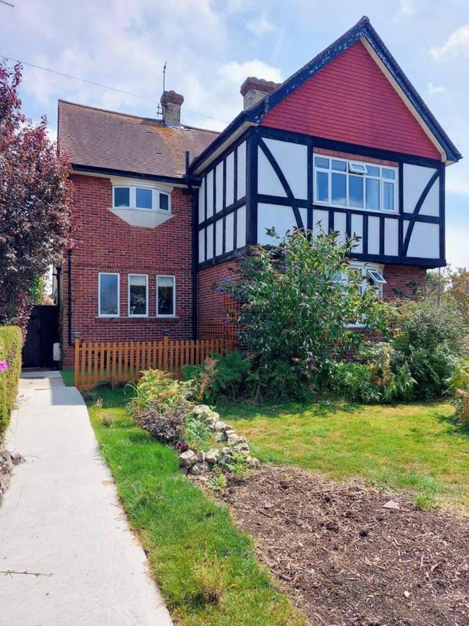 Inviting 1-Bed Apartment In Herne Bay Exteriör bild